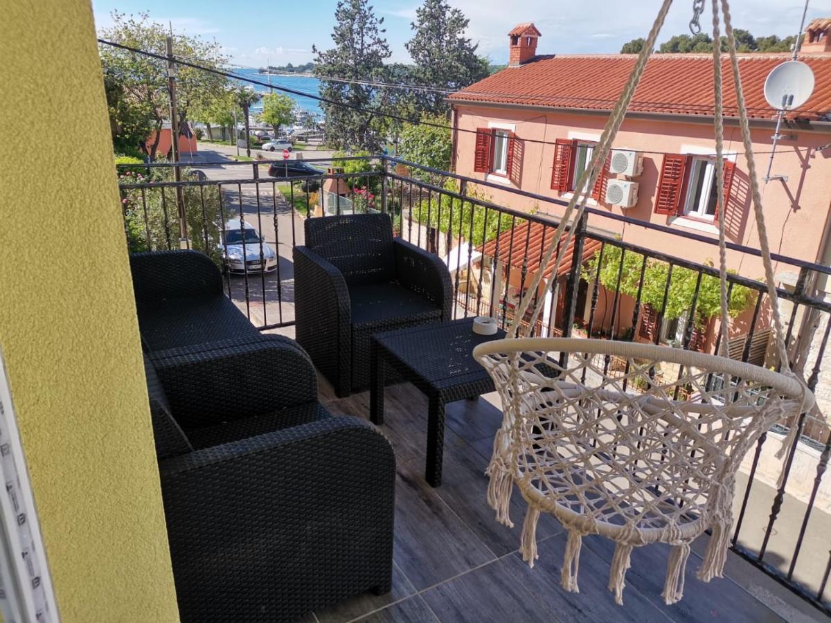 Alba Sanja I Teran Apartment Funtana Exterior photo
